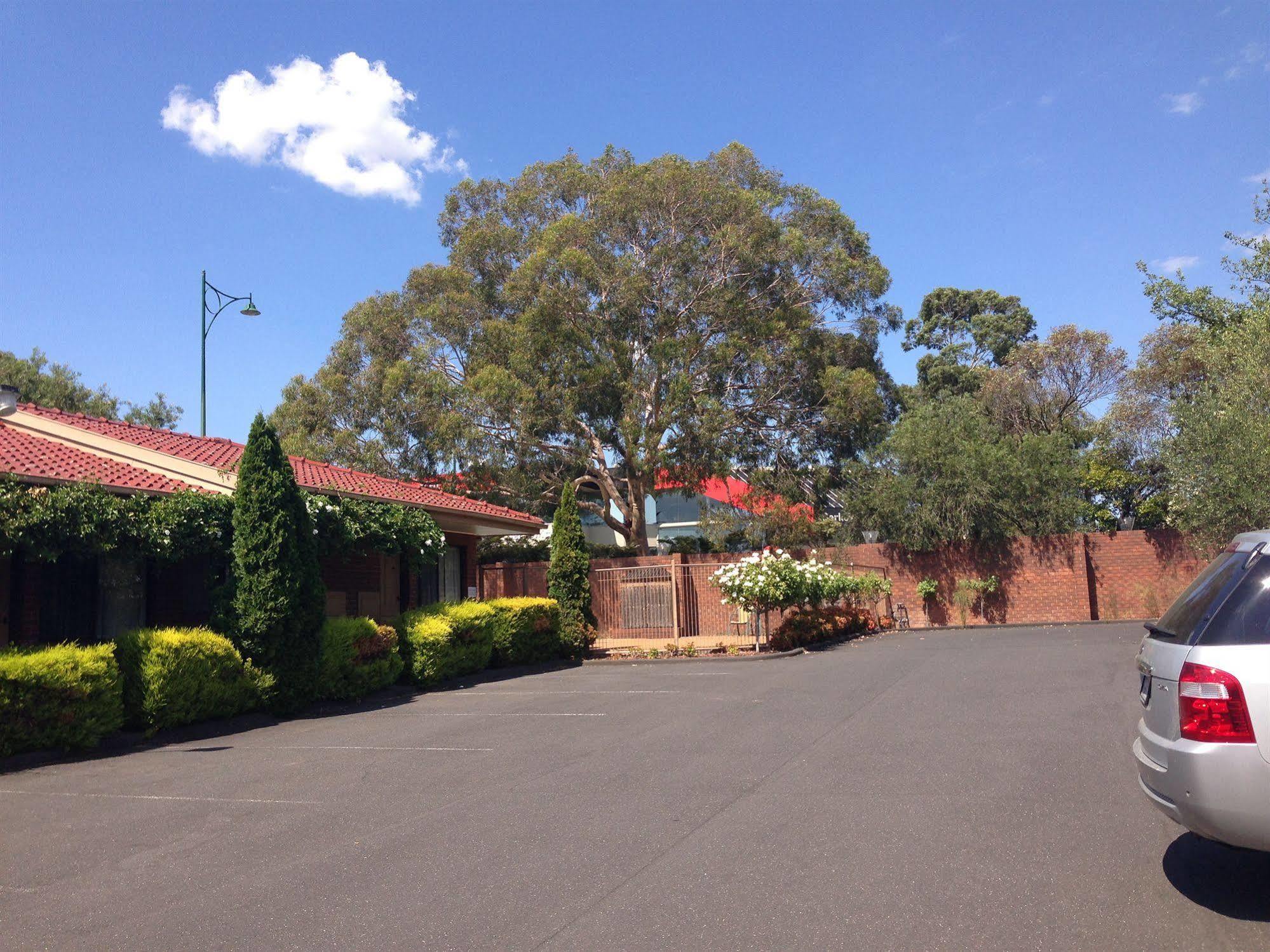 Nunawading Motor Inn Екстериор снимка