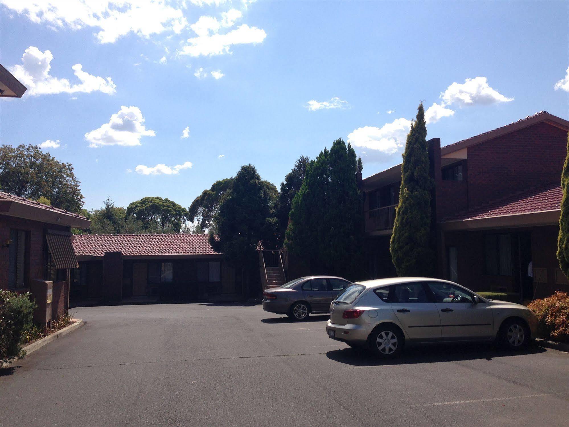 Nunawading Motor Inn Екстериор снимка